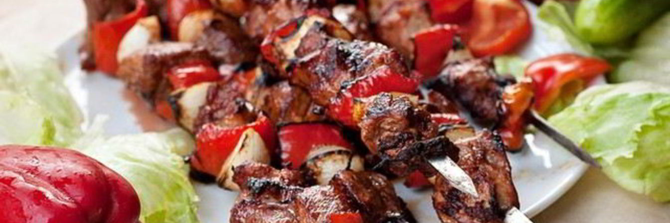 Шашлык из баранины на углях со сладким перцем