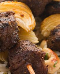 Шашлык из баранины с кешью и рисом