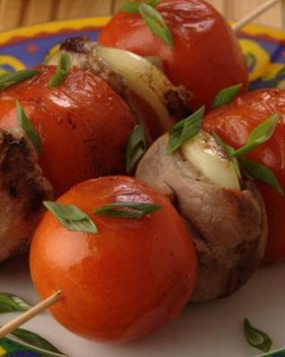 Шашлык из баранины с помидорами