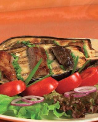 Шашлык из баранины в баклажанах