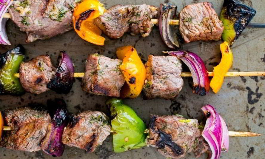Рецепт шашлыка из говядины с луком и перцем