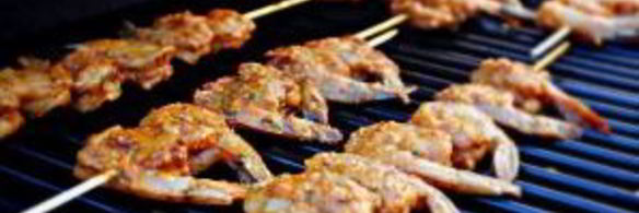 шашлык из креветок в пряном соусе