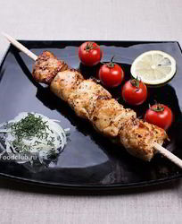 Шашлык из курицы в чесночно-луковом маринаде