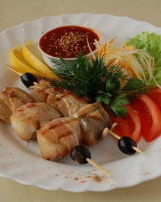 Шашлык из судака в вине