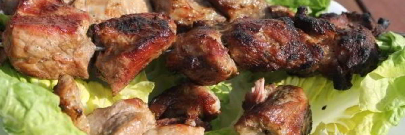 Шашлык из свинины на минералке