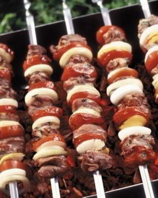 Шашлык из свинины с базиликом в собственном соку