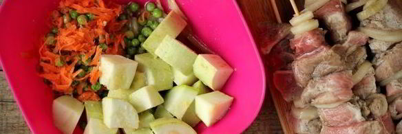 шашлык из свинины с овощами в духовке