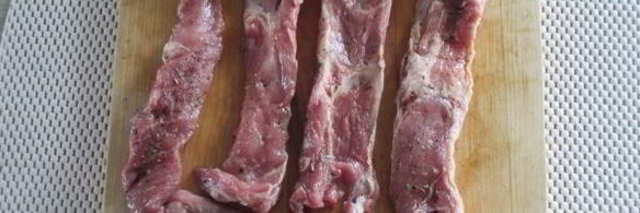 шашлык из свинины в виде рулетиков