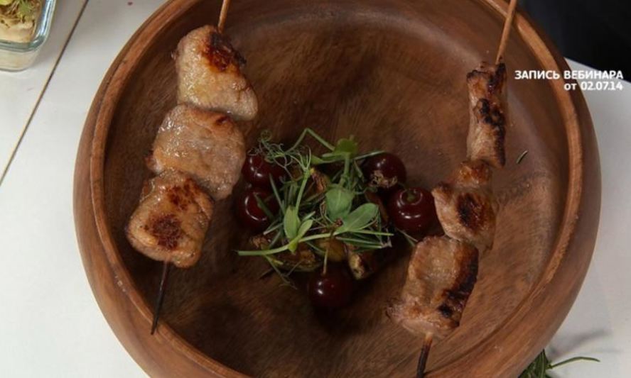 Рецепт шашлыка из вишневого поросенка с розмарином