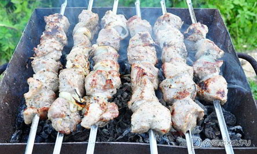 Рецепт шашлыка, маринованного в луке и масле