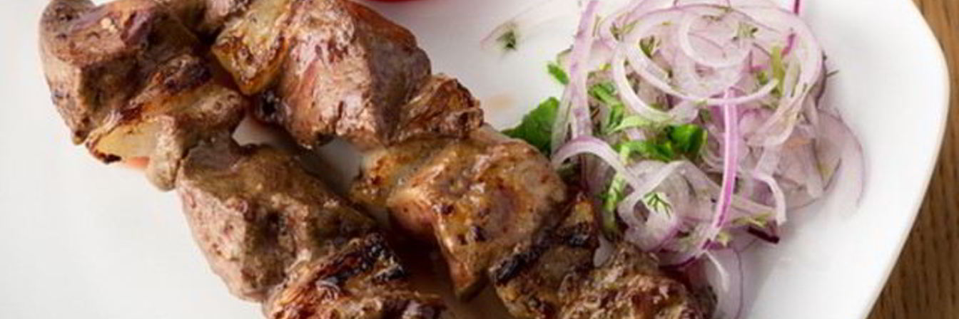 Шашлык в маринаде с чесноком, луком и соевым соусом