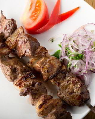 Шашлык в маринаде с чесноком, луком и соевым соусом