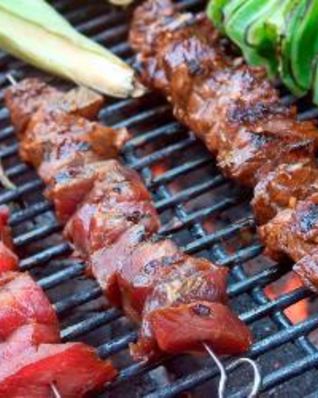 Шашлыки из баранины в апельсиновом маринаде