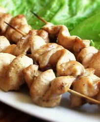 Сочный куриный шашлык в духовке