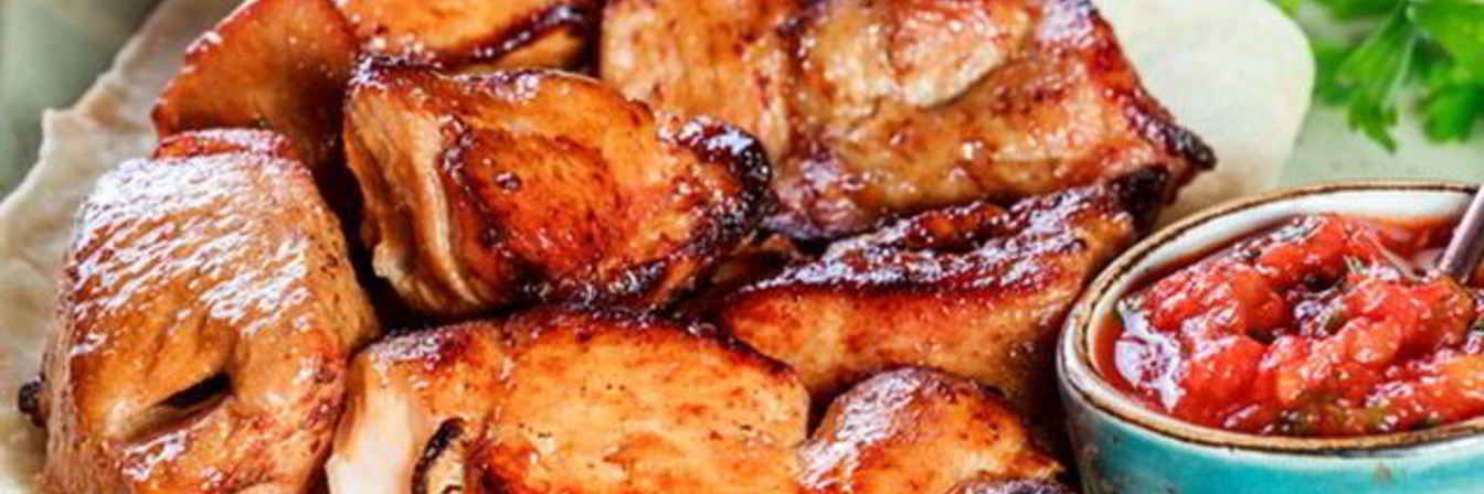 Свиной шашлык на красном вине