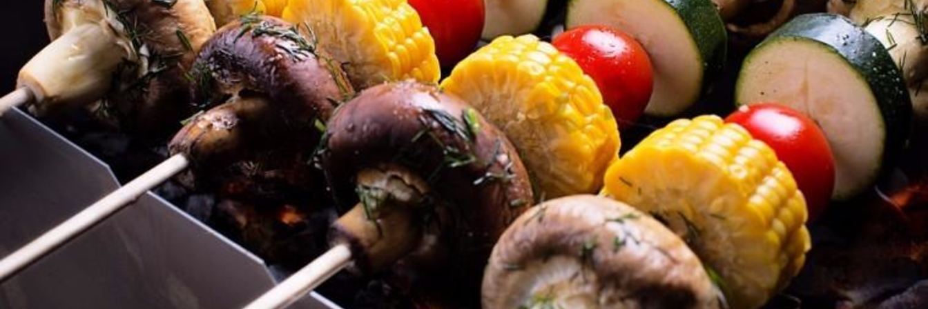 Вегетарианский шашлык из овощей на мангале