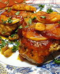 Куриные стейки с яблоками