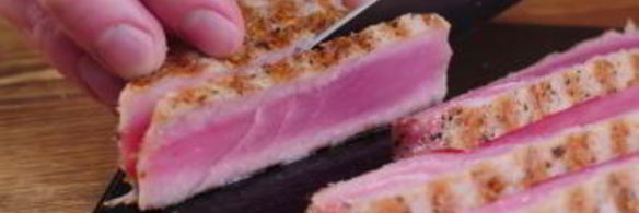 рыбный стейк из тунца