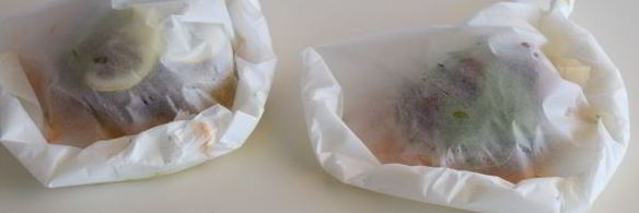 рыбный стейк на подушке из овощей в пергаменте