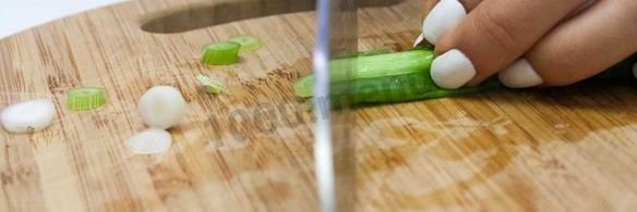 стейк из говядины с абрикосовыми дольками