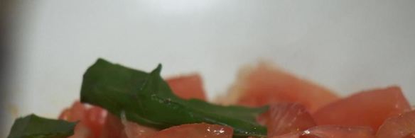 стейк из индейки с чечевицей и томатным соусом