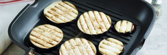 стейк из лосося с овощами-гриль