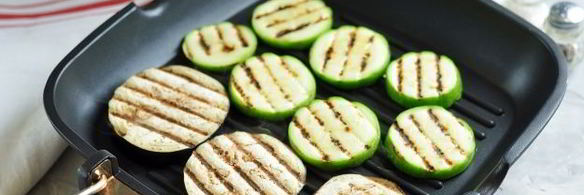 стейк из лосося с овощами-гриль