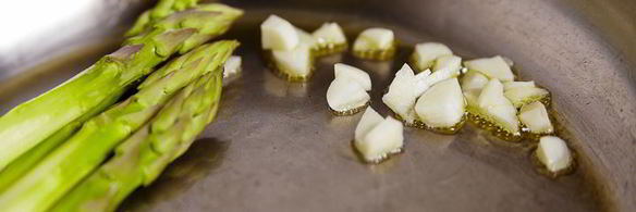 стейк из лосося с овощами