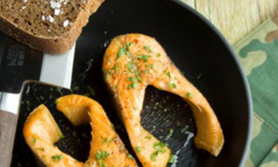 Рецепт стейка из лосося с пряностями