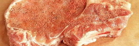 стейк из свинины на кости