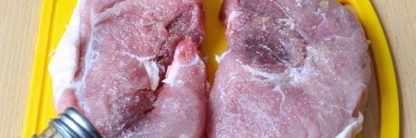 стейк из свинины в мультиварке