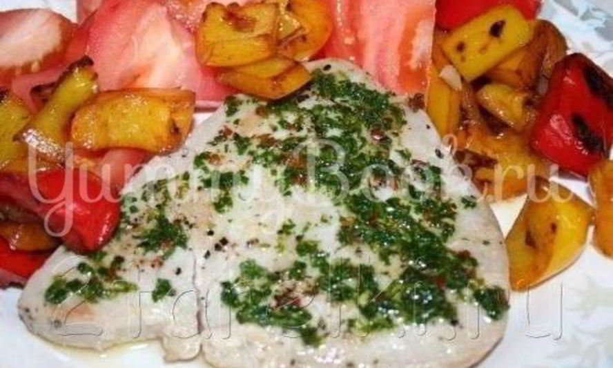 Рецепт стейка из тунца с острым зеленым соусом