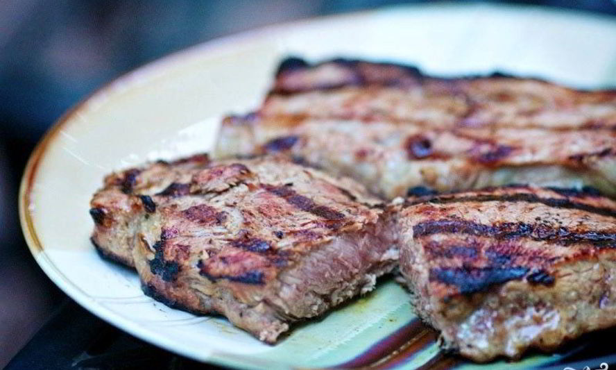 Рецепт стейка, маринованного в луковом соке