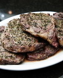 Стейк на решетке