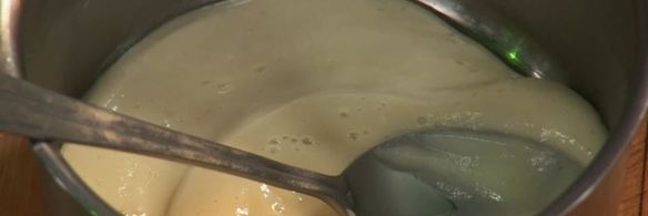 стейк с крабовым мясом и чесночным пюре