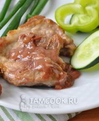 Стейк с соусом из красного вина