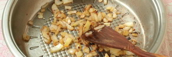 стейки из свинины с луковым соусом