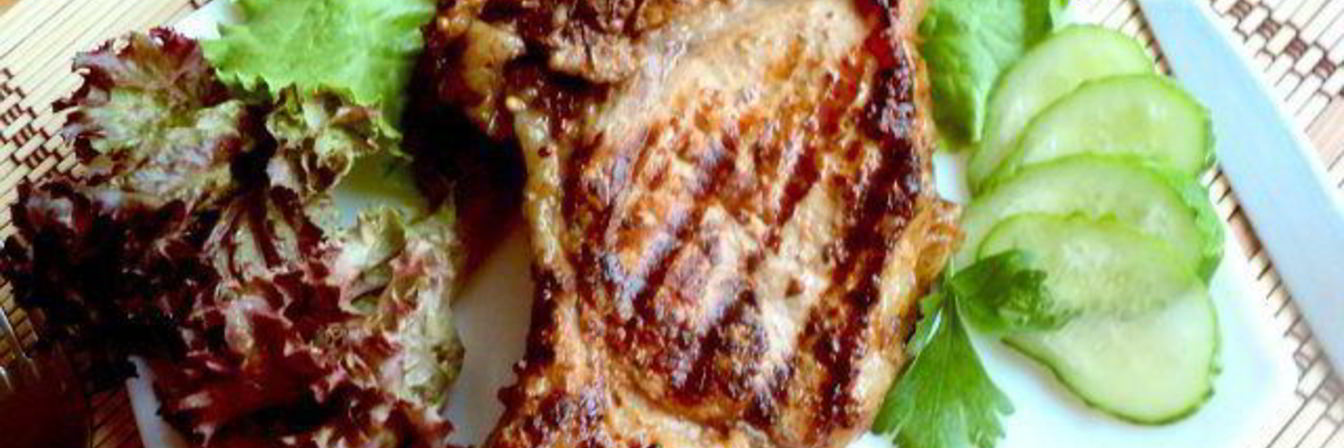 Свиной стейк на гриле