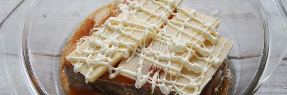запеченный стейк трески в духовке с сыром