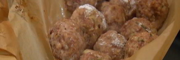 булочки с тефтелями