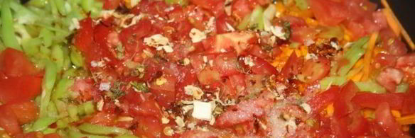 фаршированные перцы и тефтели со свининой, курицей и кабачком