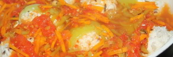 фаршированные перцы и тефтели со свининой, курицей и кабачком