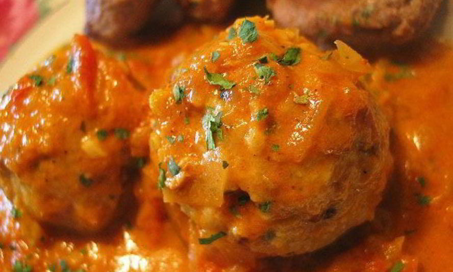 Рецепт куриных тефтелей под соусом карри