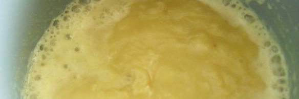 мясные тефтели, запеченные под овощной шубой и молочным соусом