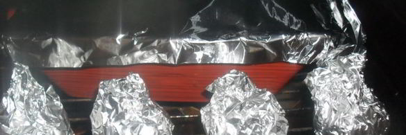 мясные тефтели, запеченные под овощной шубой и молочным соусом