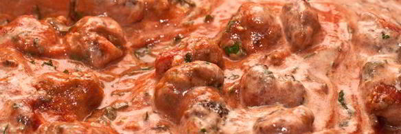 паста с тефтелями