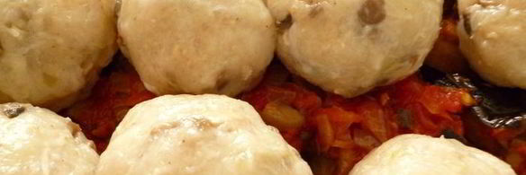 рыбно-грибные тефтельки, запеченные с овощами