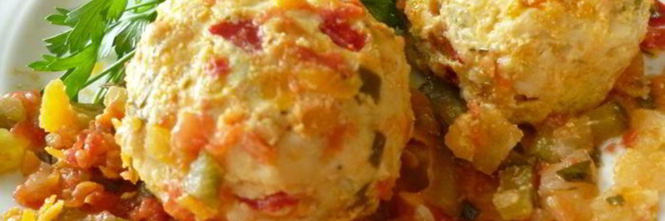 Рыбные тефтели в остром пикантном соусе