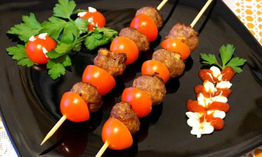 Рецепт шашлычков из тефтелек