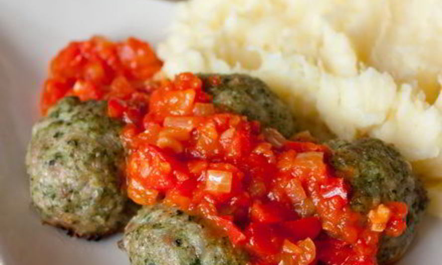 Рецепт шпинатных тефтелей с перечным соусом